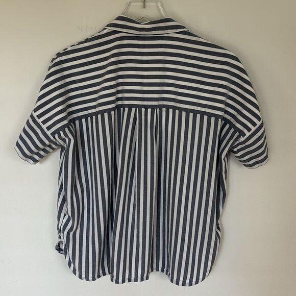 Madewell Daily Shirt In Stripe Short Sleeve Button Front Blue White Size Small - Picture 8 of 10